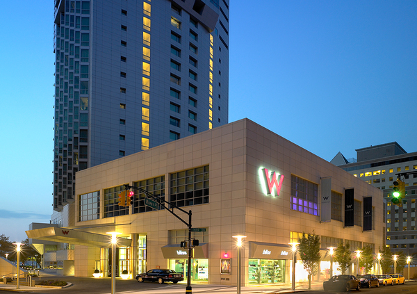 Whotel 01