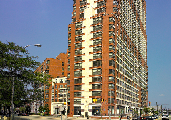 Grovepointe 02