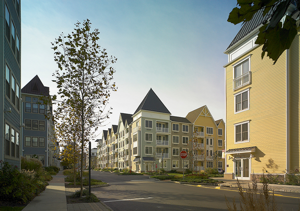 Piervillage2 03