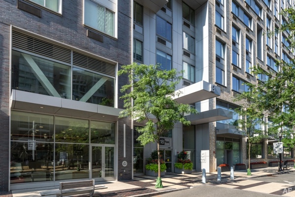 18 park jersey city nj building photo (3)